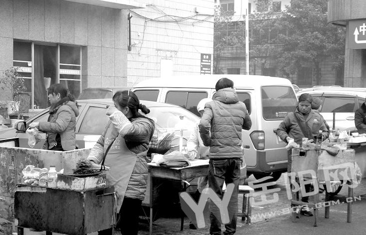 银通苑小区脏乱不堪居民不交卫生费就不管？