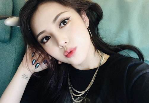 韩国pony美妆博主化妆视频,韩国彩妆达人pony资料