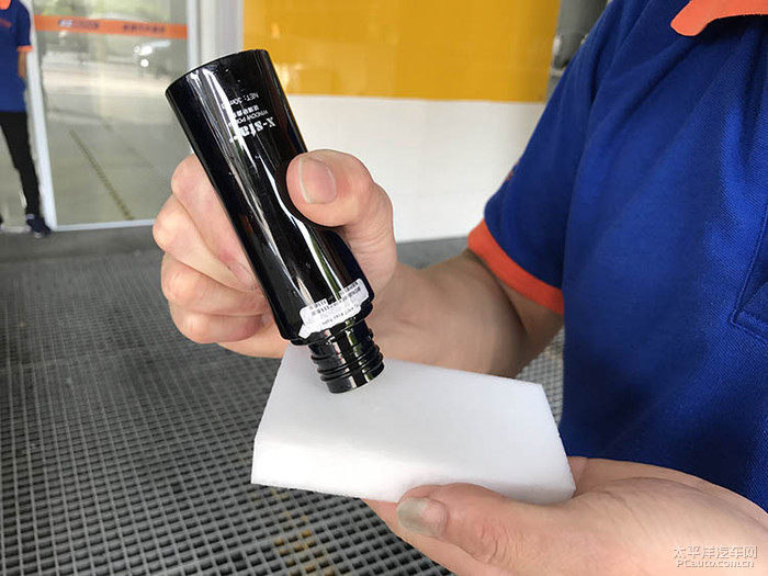 关于汽车镀晶、汽车贴膜，上海壹捷让我们的汽车生活更从容