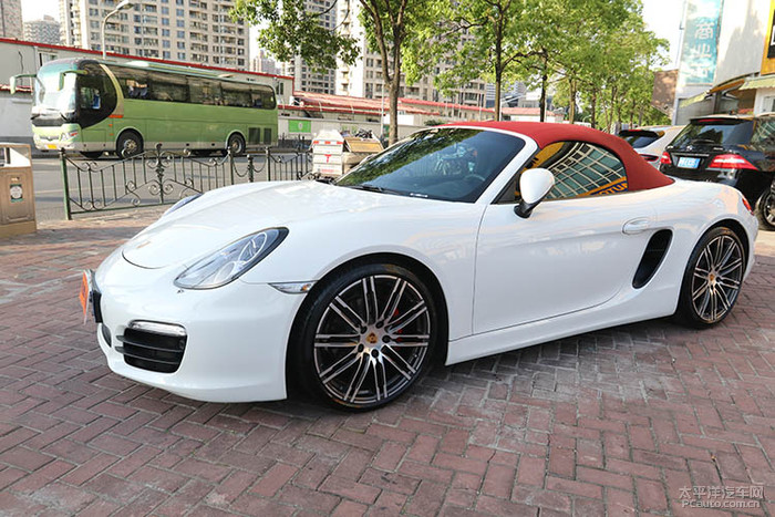 关于汽车镀晶、汽车贴膜，上海壹捷让我们的汽车生活更从容