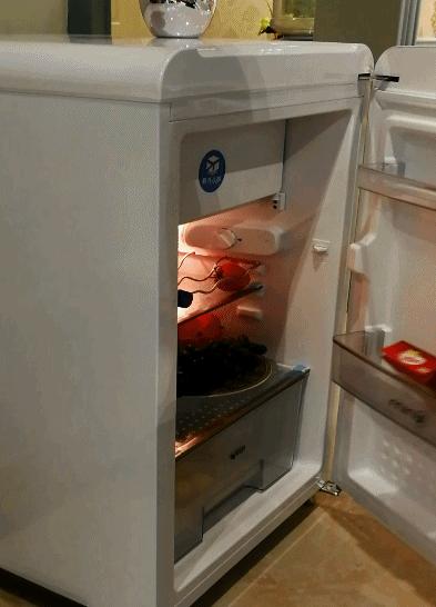 小吉迷你冰箱测评体验,小吉mini冰箱什么颜色好看