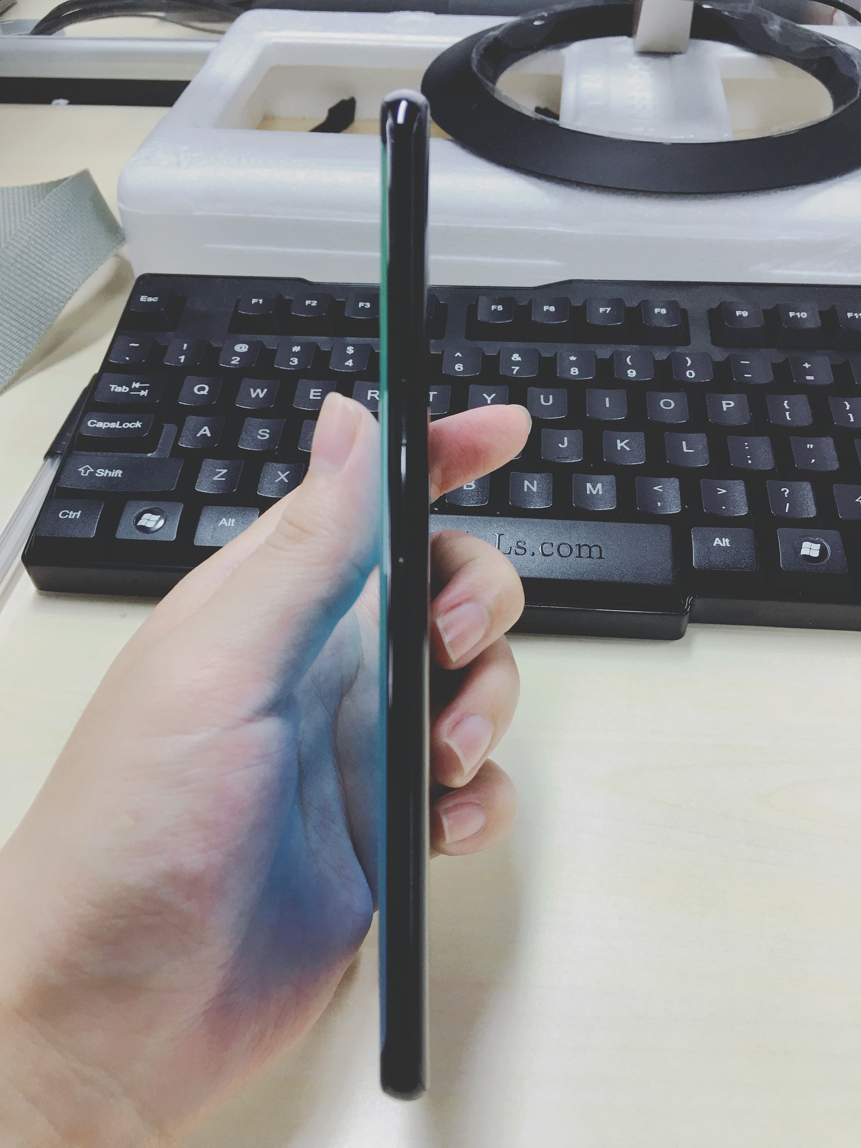 三星s8和iphone6s,iphone6s对比三星s8