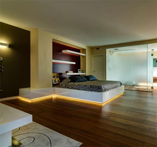 实木地板怎么修补破损,实木地板划伤了怎么补救