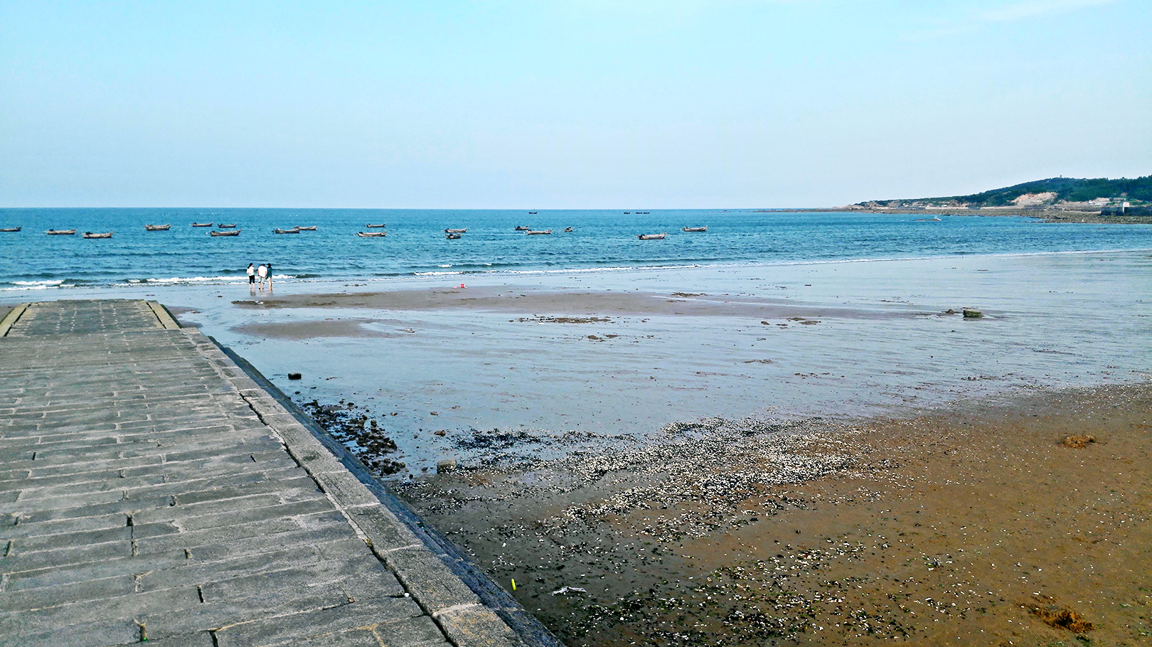 青岛西海岸鱼鸣嘴海滩,青岛黄金海岸海滩