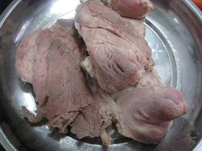 冰箱停电后肉类还能存放几天,停电了冰箱的冷冻肉能保存多久