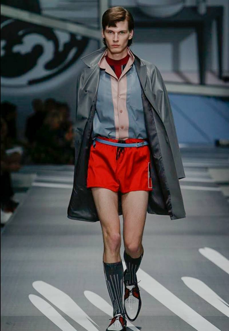 prada普拉达春夏时装周,prada普拉达2012秋冬男装走秀