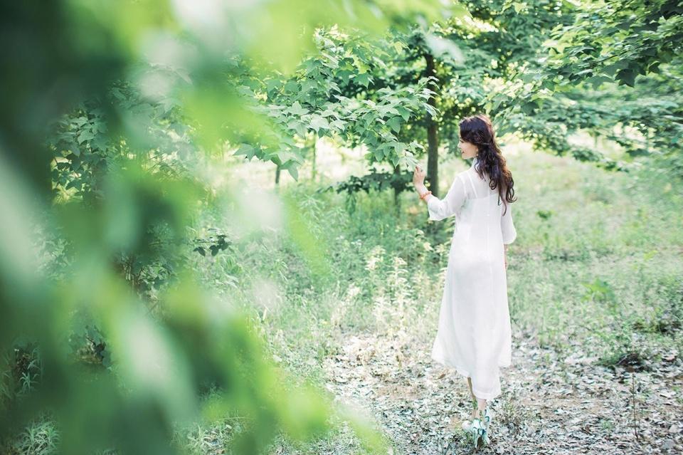 诗词专辑｜孙文：如此玉兰如此月，为卿聊寄几行诗