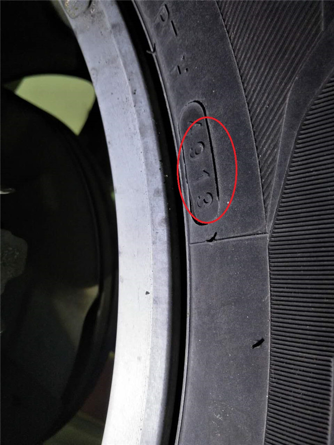 买二手车交了定金发现事故车,买二手事故车怎么解决