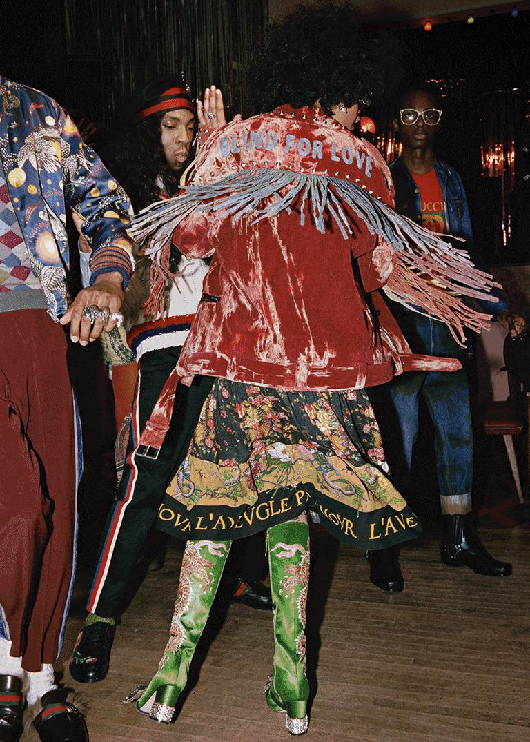 gucci华丽复古,gucci惊艳时尚圈