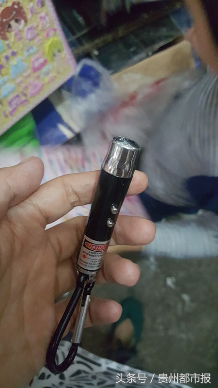 SOS！“牙签弩”让家长捏把汗然鹅，校园*器武**还不止这一样