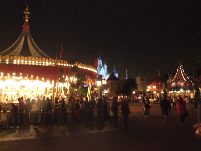 广州香港迪士尼一日游报团,长隆好玩还是迪士尼好玩