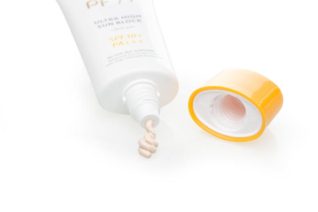 PF79肆意年轻不惧骄阳，七彩单车与爱同行！