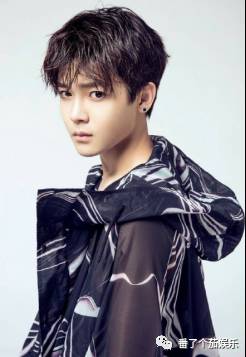 侯明昊鹿晗撞脸视频,侯明昊撞脸鹿晗