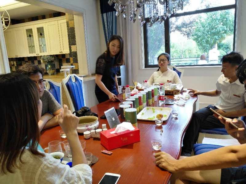 投资大咖相聚弘润金茂府以弓会友体验绿色生活