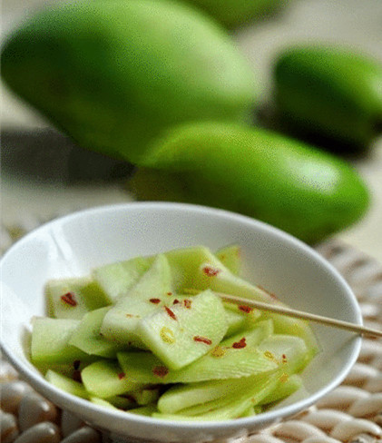 德宏目瑙纵歌节日,德宏目瑙纵歌节12月