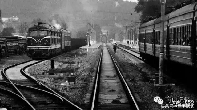 北京机场昌平巴士运营时间,机场大巴昌平线怎么买票