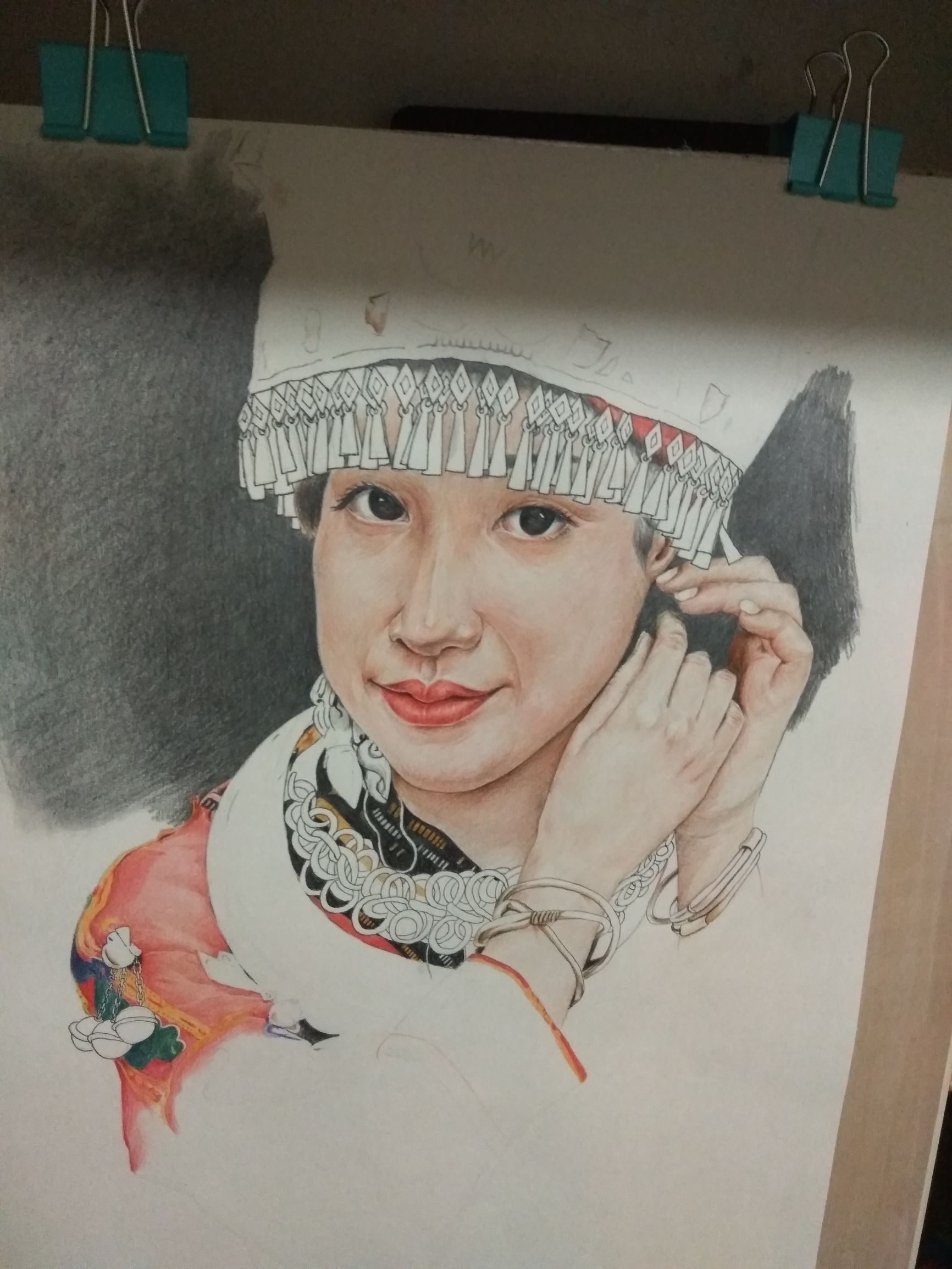 马克笔画苗族少女,苗族姑娘彩铅画