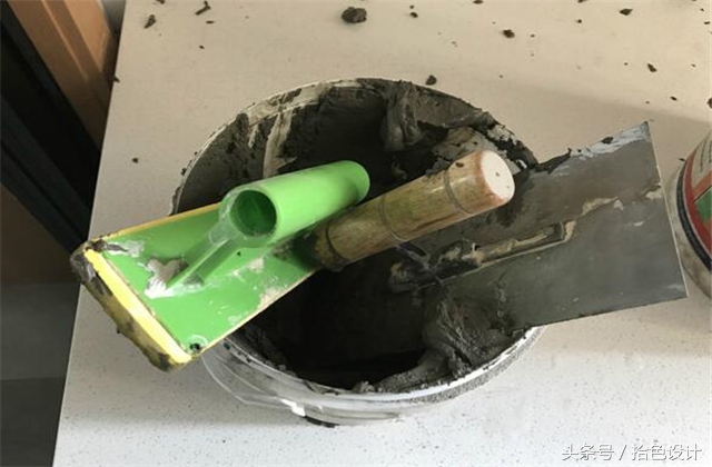 师傅说瓷砖不对缝,师傅说铺砖不洒水