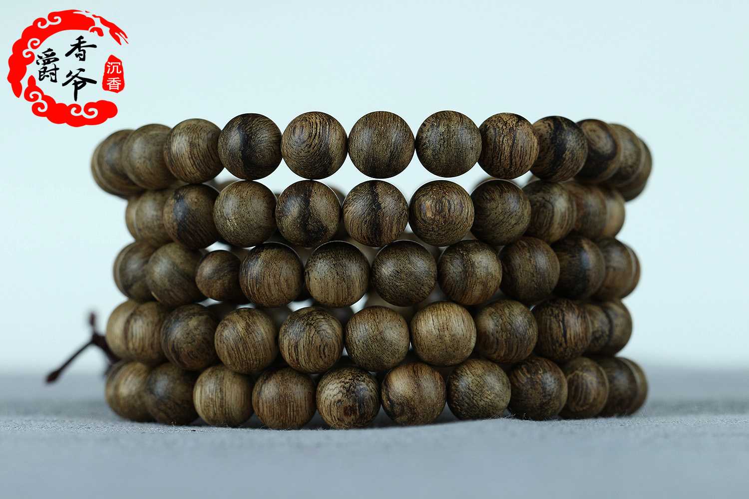 为什么沉香结香处跟发霉一样,沉香结香后状态