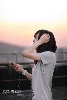 哪些歌词带难过,那些被戳中泪点的歌词