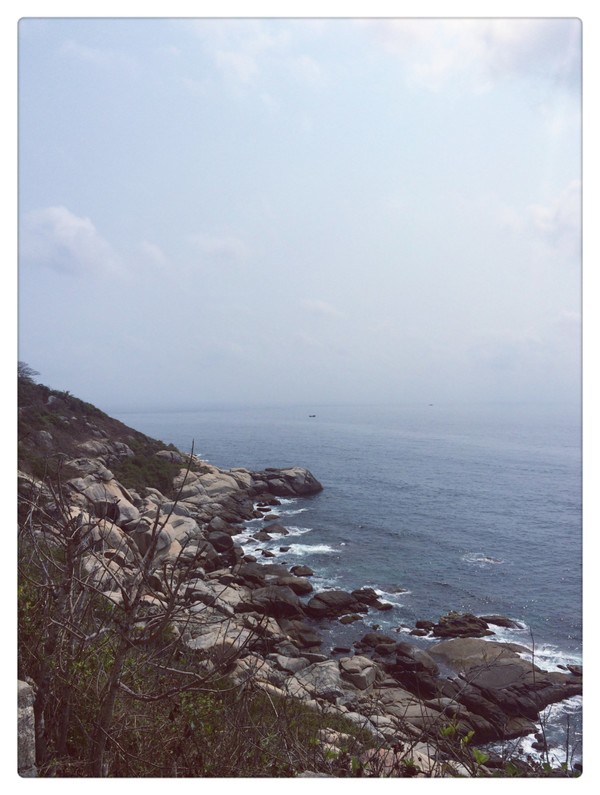 在三亚总有一片海属于一个人,在三亚椰梦长廊海边