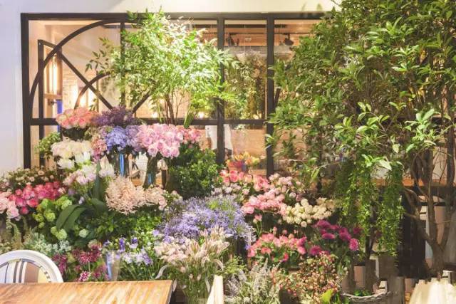 魔都特色餐厅推荐,魔都最有腔调的十家自助餐约起来