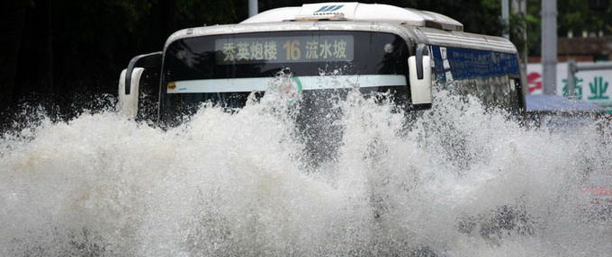 海南潮湿用除湿机吗,海南潮湿当地人怎样祛湿