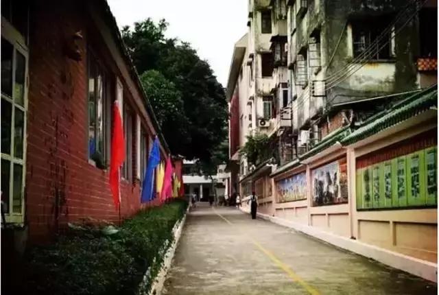 *江阳**人，你是哪所小学毕业的呢？！