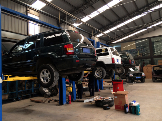 为情怀买单的豪车,13年jeep大切诺基开起来怎么样