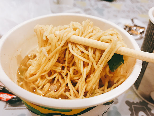 试吃日本泡面,日本魔鬼超辣死神泡面