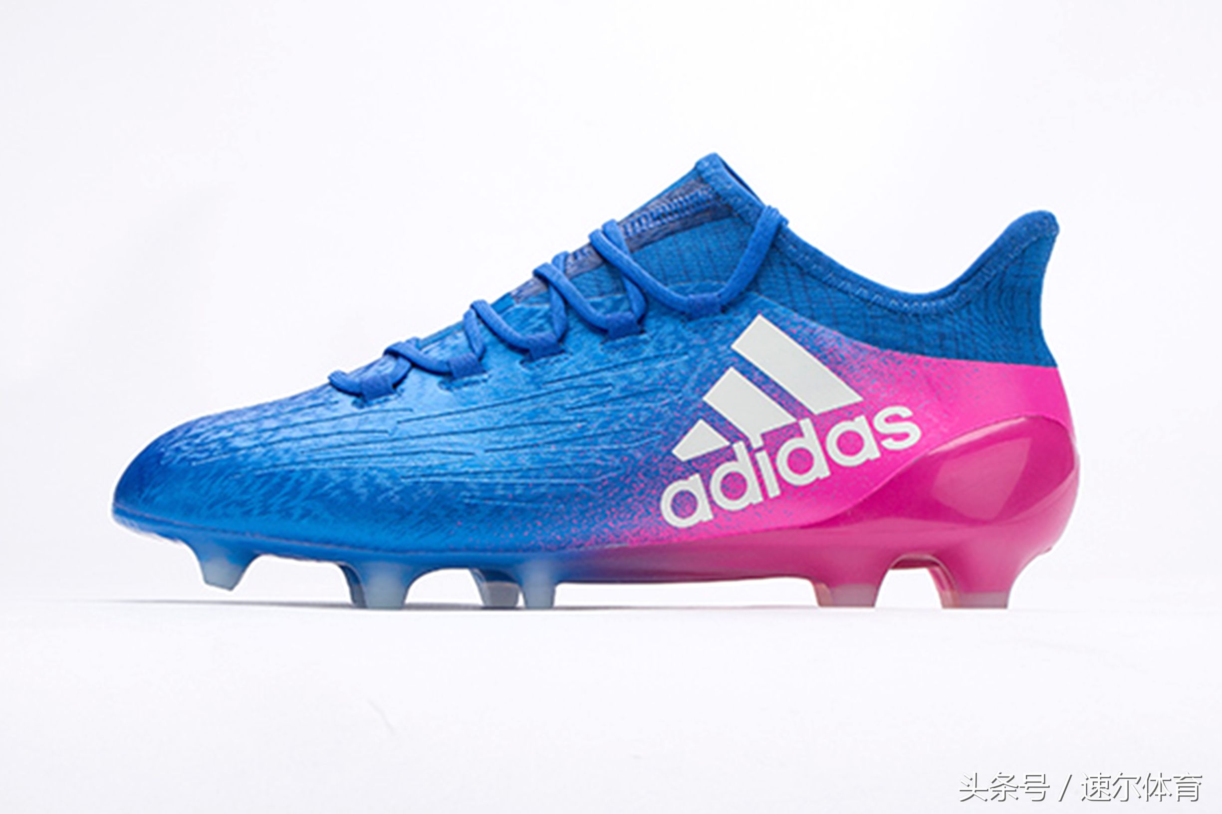 500元适合买什么足球鞋,前锋500块钱左右的足球鞋