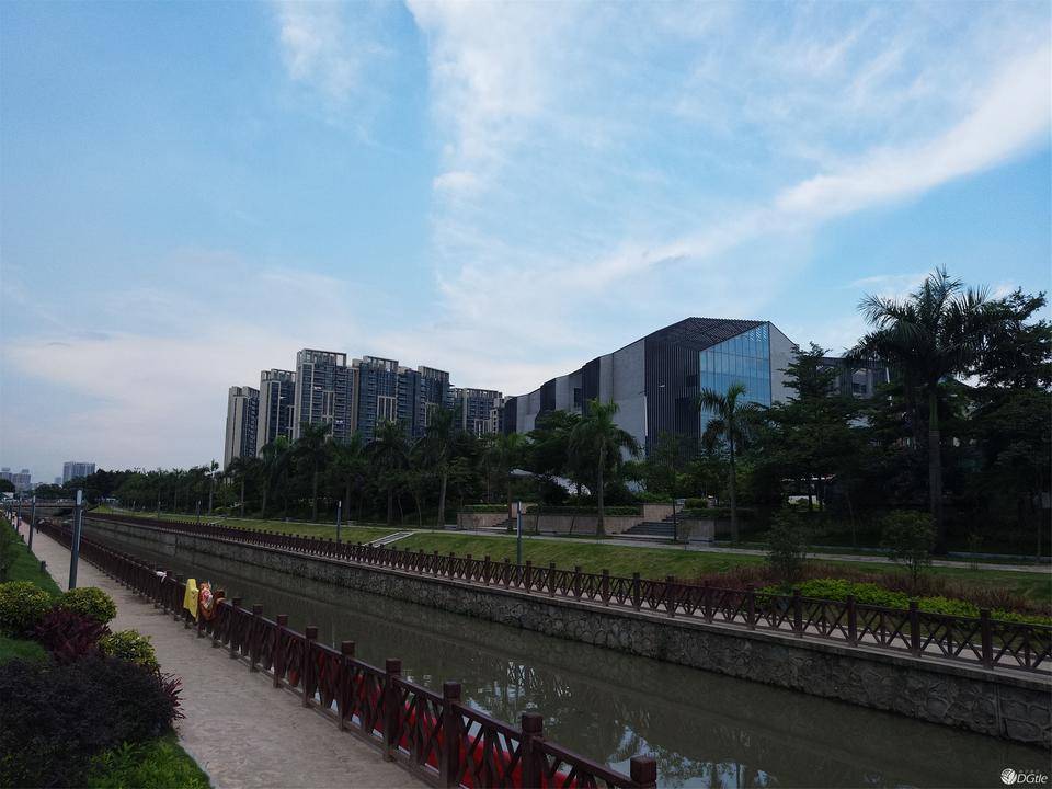 一个男生用美图手机是怎样的体验?