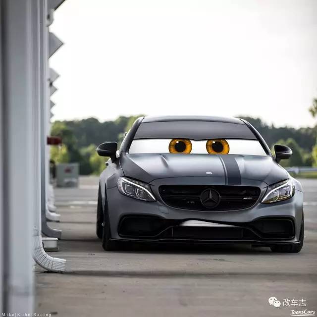 「恶搞」“萌萌哒”的大眼睛改装车，肯定能帮你撩到无数妹纸！