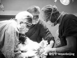 鍚箍鎾殑鍗卞,鍚箍鎾埄涓庡紛