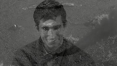 45秒美女沐浴戏拍7天，这部精分神作碾压99%的恐怖片