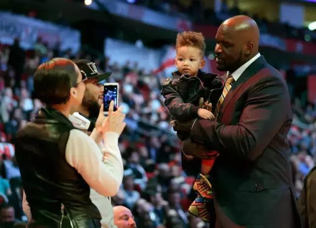 00后就做潮牌的哥哥，竟还有个5岁就做饶舌的弟弟！