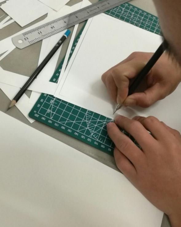 纸雕灯箱制作教程,夜光纸手工制作图片