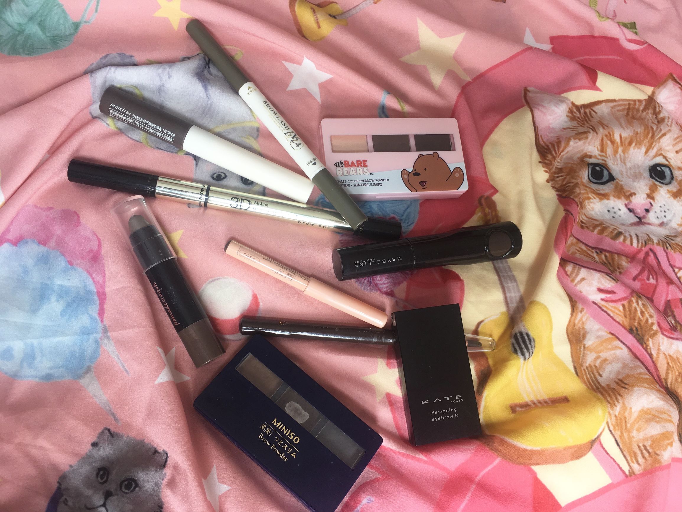 kate眉粉怎么选颜色好看,眉粉画眉教程kate