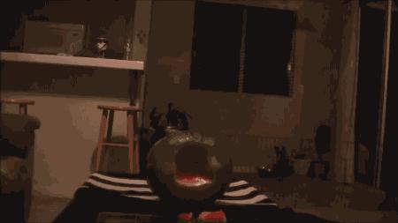 怎样偷偷亲女朋友,偷偷亲女生女生会生气吗