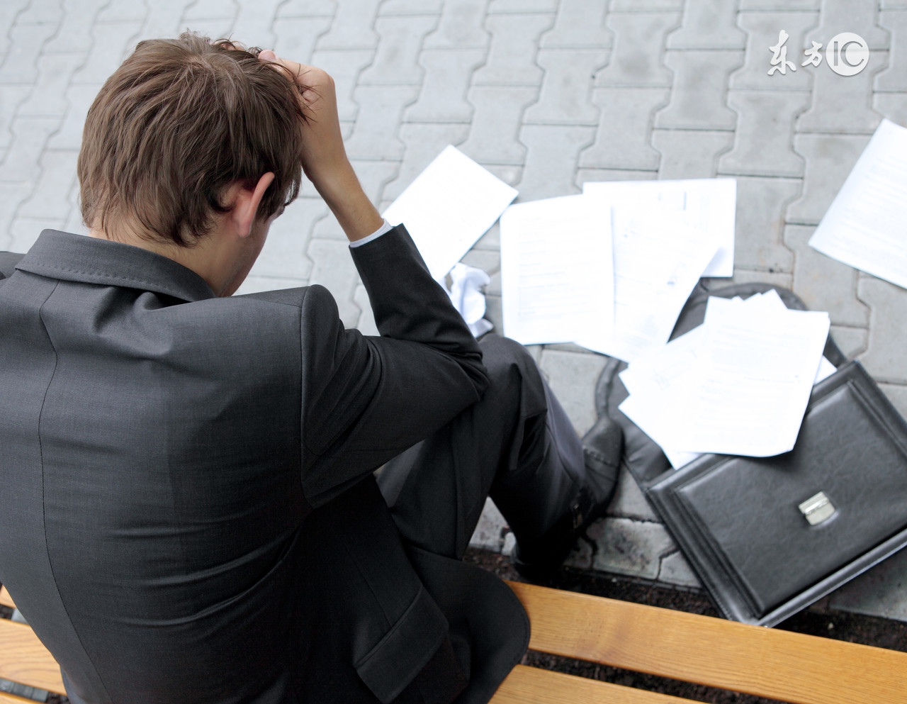 如何跟领导表达不满,员工对领导管理不满该怎样解决