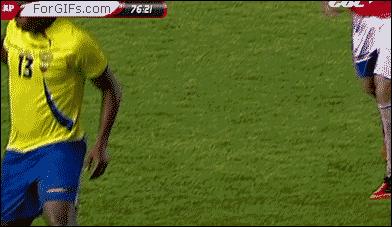 假摔,他们是认真的!下面请欣赏绿茵影帝们的精彩个人秀!