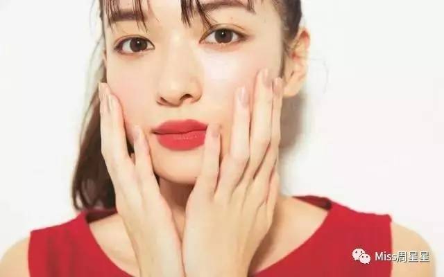 有效美白精华推荐,美白的八种成分