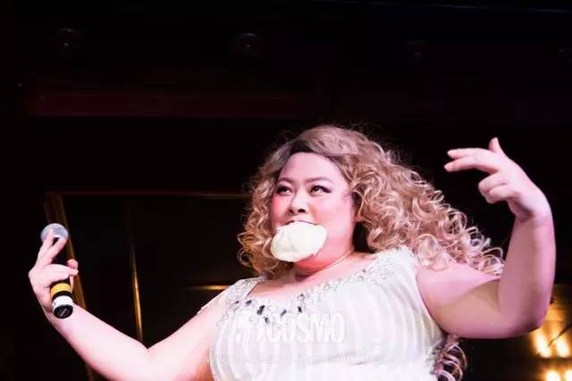 这个大码胖妹不一般论size压倒一片，论审美和才华你也不是对手