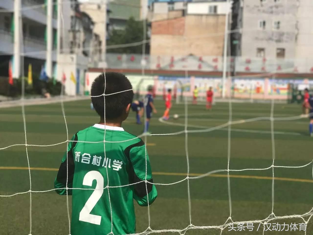 校园足球俱乐部加入条件,足球名宿团走进梅州