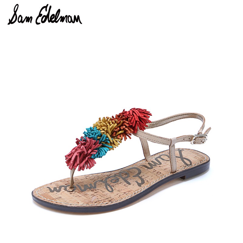 陪“胖脚”妈妈买鞋好几年，我总结出胖脚买凉鞋的要诀（附今夏值得胖脚入手的九款千元以内凉鞋清单）