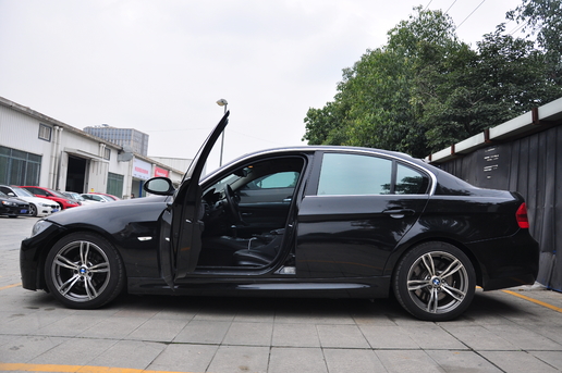 旧宝马改装翻新多少钱,老宝马翻新3系二手