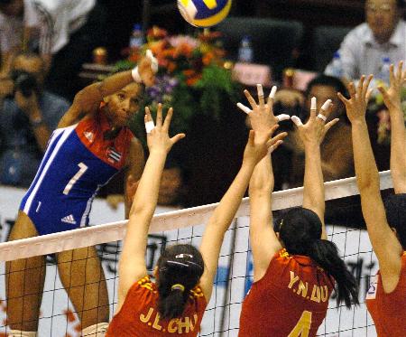 女排生孩子的球员,生了个孩子还能打排球的女排队员