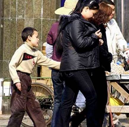 国内外流行的12个坑爹的*局骗**，专门针对外地游客下手！