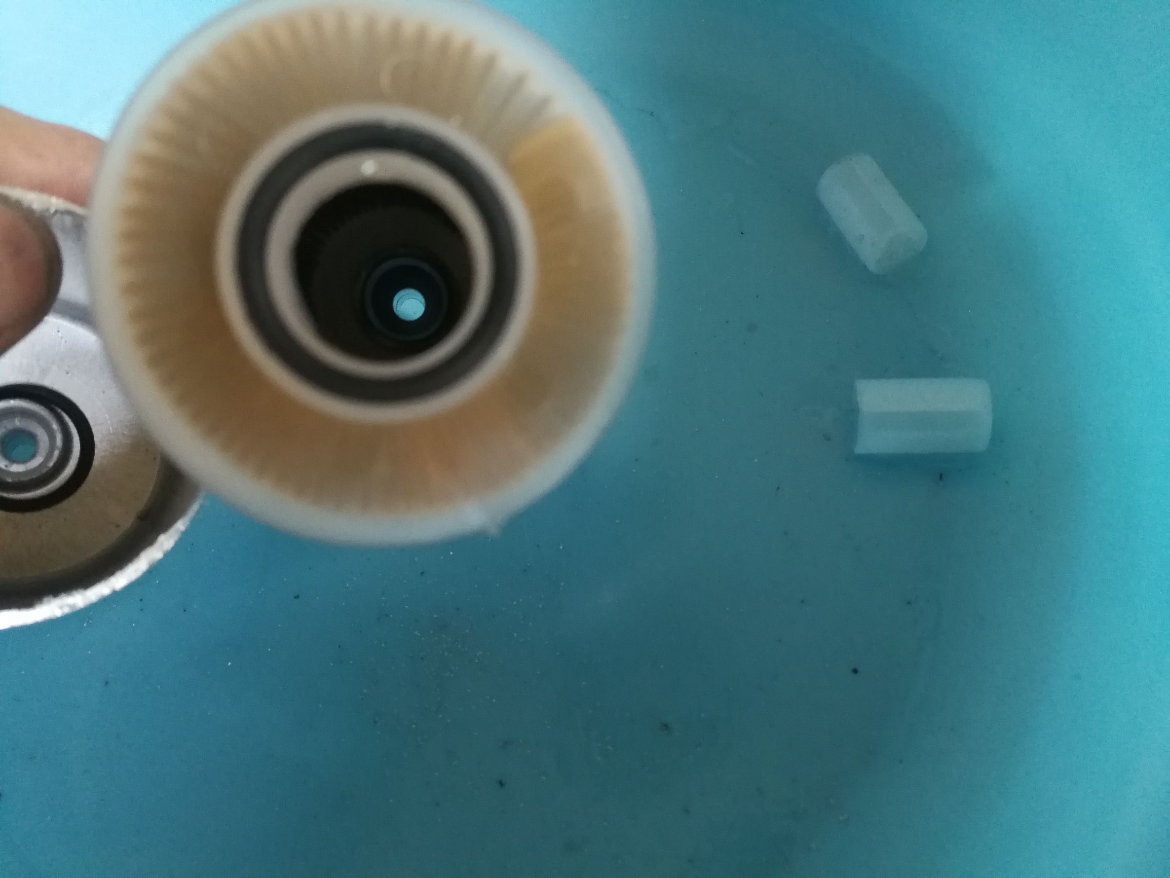 用了1万公里的空气滤芯,汽油滤清器六万公里有必要换吗