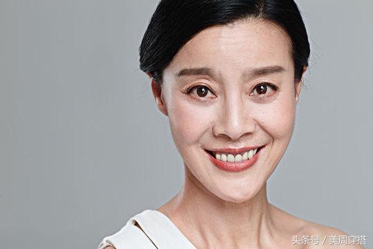 巧克力染发膏能和自然黑混合用吗,用巧克力酱染发